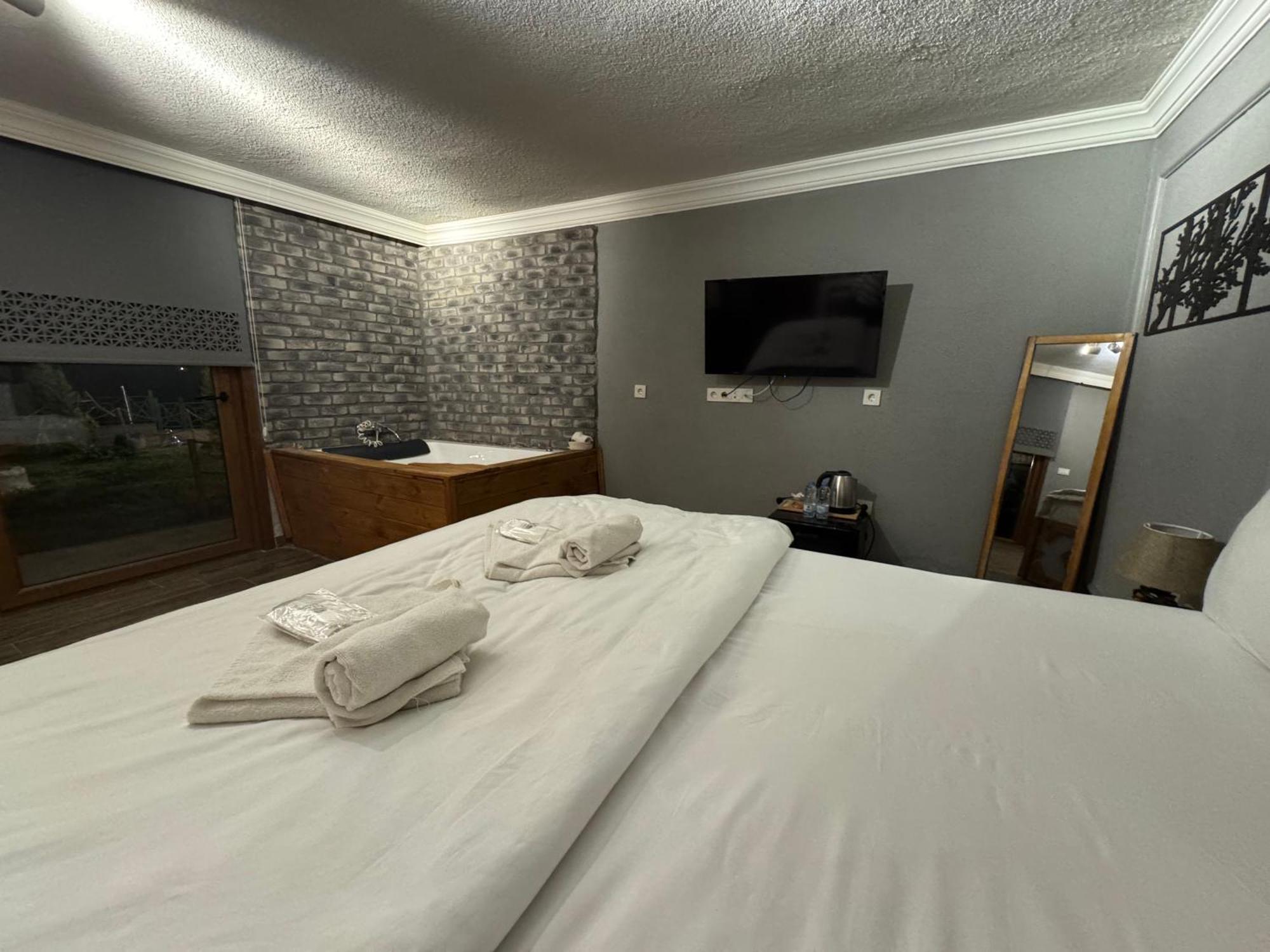 Tas Mahall Luxury Hotel Ağva Exterior foto